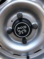 caches moyeux de roue X4