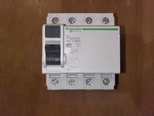 INTERRUPTEUR DIFFERENTIEL