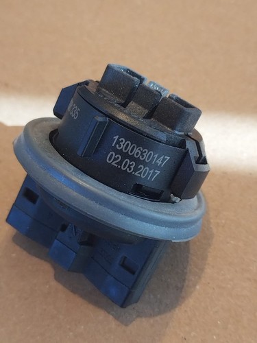 Support ampoule feu arrière