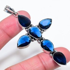 Pendentif pierre précieuse