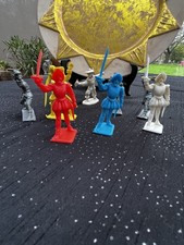Lot 9 Figurines Plastique -