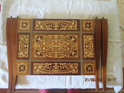 Table couture marquete reuge - marquete,