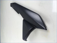 Demi flanc de selle gauche SUZUKI 650 GSF BANDIT N 2007 à 2009