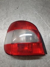 Feu arriere principal gauche