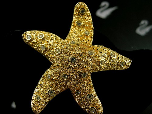 Signed swarovski crystal - swarovski,