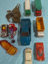Lot figurines voitures - de,