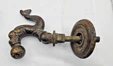 XIX SIECLE  HEURTOIR DE PORTE DAUPHIN EN BRONZE