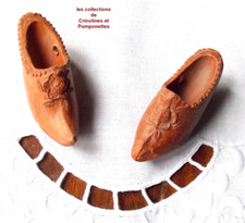 SABOTS MINIATURE  DE COLLECTION ANCIENS EN TERRE CUITE***