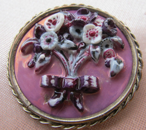 Broche porcelaine relief - en,