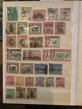 BORNEO BEAU LOT DE 33 TIMBRES ANCIENS OBLITERES TBEG BONNE VALEUR