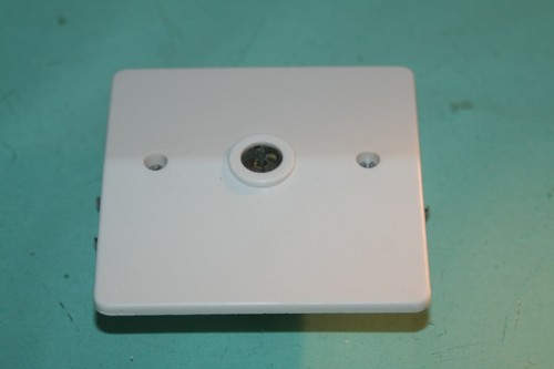 Prise neptune ivoire 2 - ,