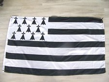DRA002 DRAPEAU  BRETAGNE  BRETON  60X90  NEUF AVEC  OEILLET  DE  FIXATION GWENN