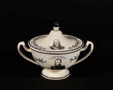 RARE SAUCIÈRE, FAIENCE DE