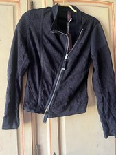 Perfecto Dentelle NEUF de Chez