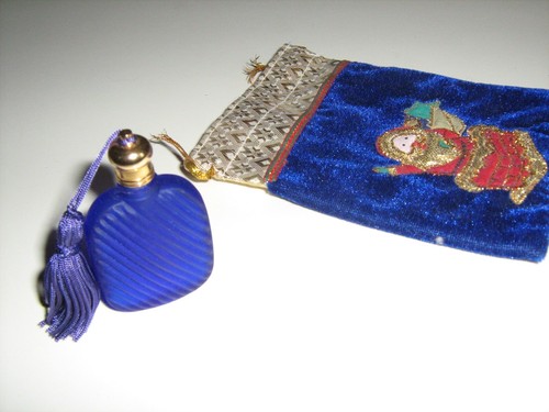 Petit flacon parfum pate - petit, de