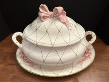 Vintage Ribbons N Bows