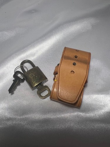 Cadenas louis vuitton gold key - louis,