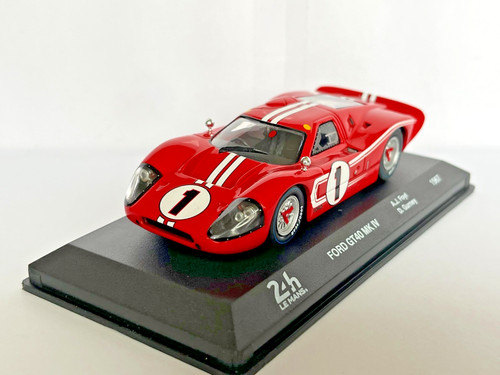 Voiture heures mans 1967 - voiture,