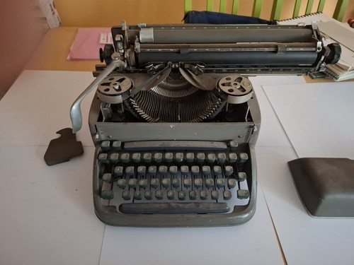 Restaurer machine à - À,