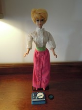 BARBIE  VINTAGE tenue disc date #1633 Barbie JOUET  modèle très rare