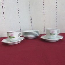 2 tasses a café en porcelaine