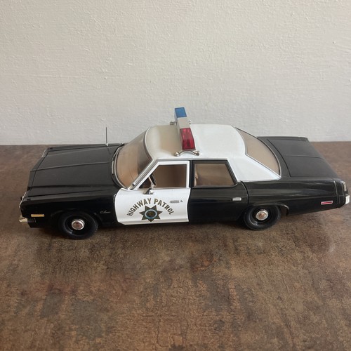 Chips 1975 dodge monaco - dodge,