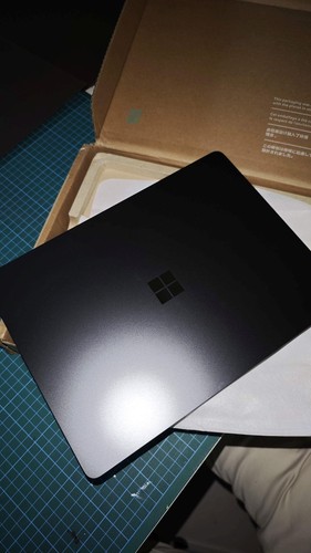 Microsoft surface laptop - surface,