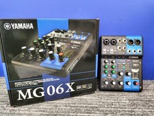 Table de mixage analogique