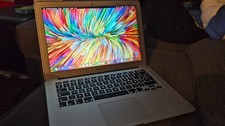 Apple MacBook Air 2017 13,3” (128Go SSD, Intel Core i5 5ème, 1,8 GHz, 8Go)