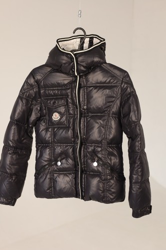 Moncler black down - moncler, puffer