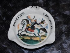 - CENDRIER -  AUX GALERIES LAFAYETTE - PARIS - CHEVAL - SARREGUEMINES