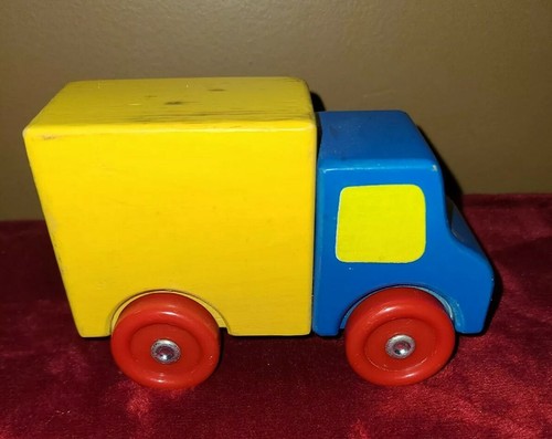 Vintage wooden truck well made - wooden,