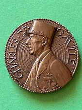 BELLE MÉDAILLE CHARLES DE GAULLE GOUVERNEMENT PROVISOIRE EN BRONZE