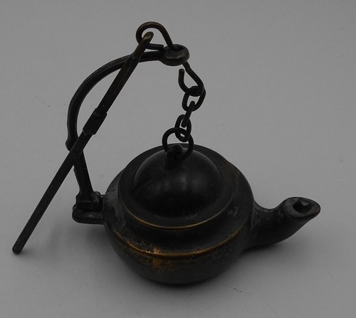 Ancienne petite lampe - petite,