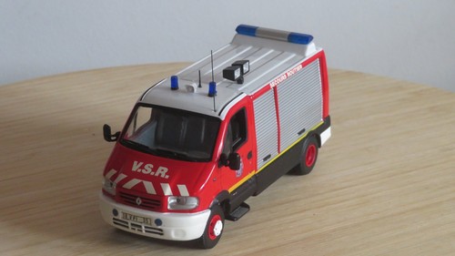 Miniature renault mascott - miniature,