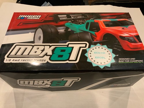 Mugen seiki mbx8t truggy with - seiki,