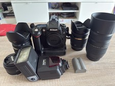 Pack Nikon D90 + 4 Objectifs Tamron/Nikon + Grip + Flash ( Négociable )
