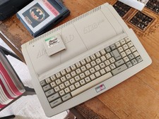 Amstrad Cpc 6128 plus clavier