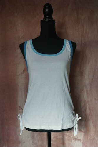 White with blue - jw, trim
