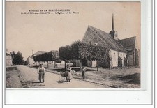 SAINT MARTIN DES CHAMPS - L'église et la place - Environs de LA FERTE GAUCHER