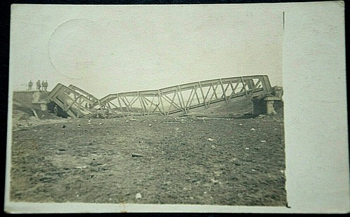 46619 pont détruit france - détruit,