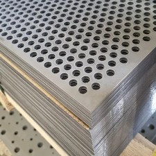 Tôle perforée acier épaisseur 1,5/2 ou 3mm, dimensions aux choix, plaque acier