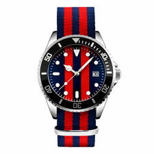 Montre Sportive Bleue Et Rouge