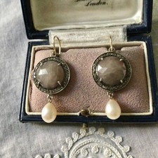 NATUREL SAPHIR , 68 DIAMANTS, PERLE  OR ARGENT ANCIENNES BOUCLES D’OREILLES