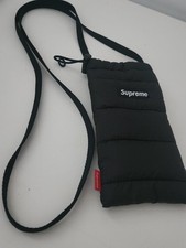 FW22 Supreme Doudoune Cou