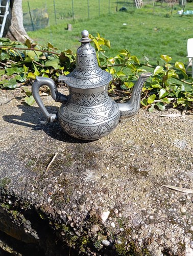 Ancienne théière marocaine - théière,