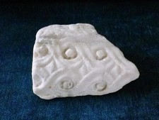 Fragment de corniche en marbre