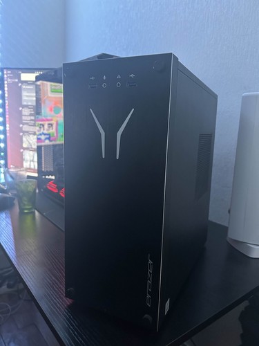 Gamer marque médion - |,