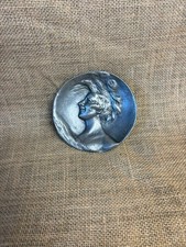 Coupelle en étain art nouveau