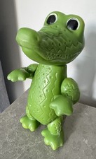 Ancienne poupée en plastique